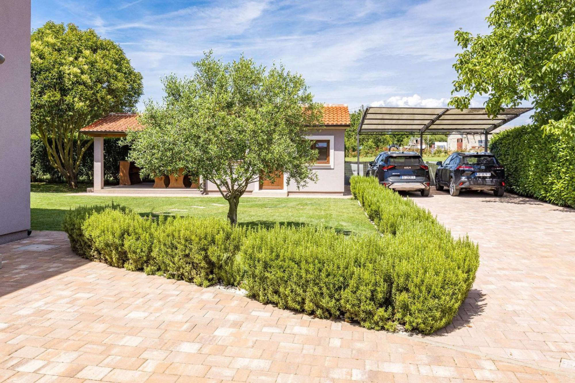 Villa Roma Near Pula For 6 People With Private Pool Jadreški Exterior foto